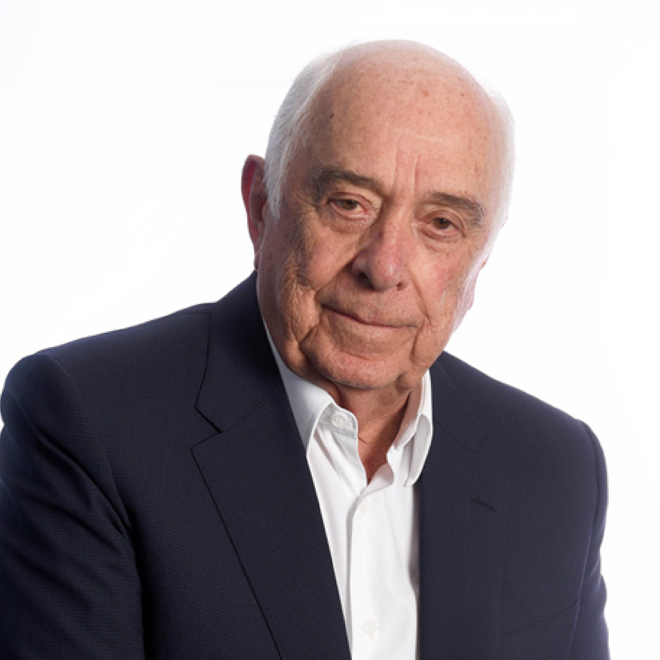 Nilton Molina