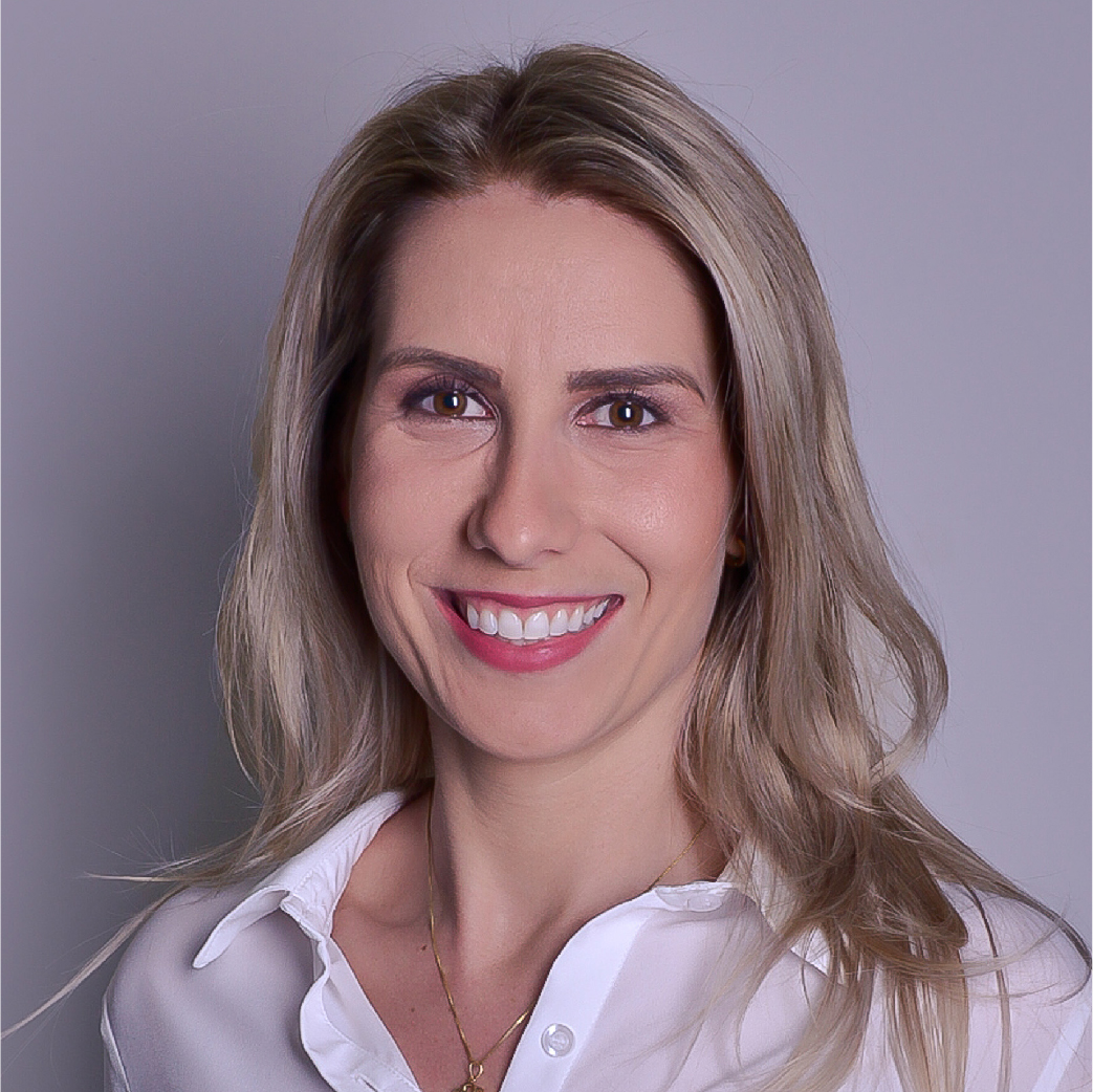 CLÁUDIA SCHENKEL